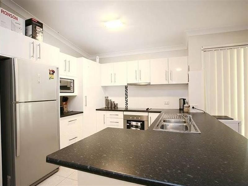 56 Owens Crescent, Regents Park QLD 4118