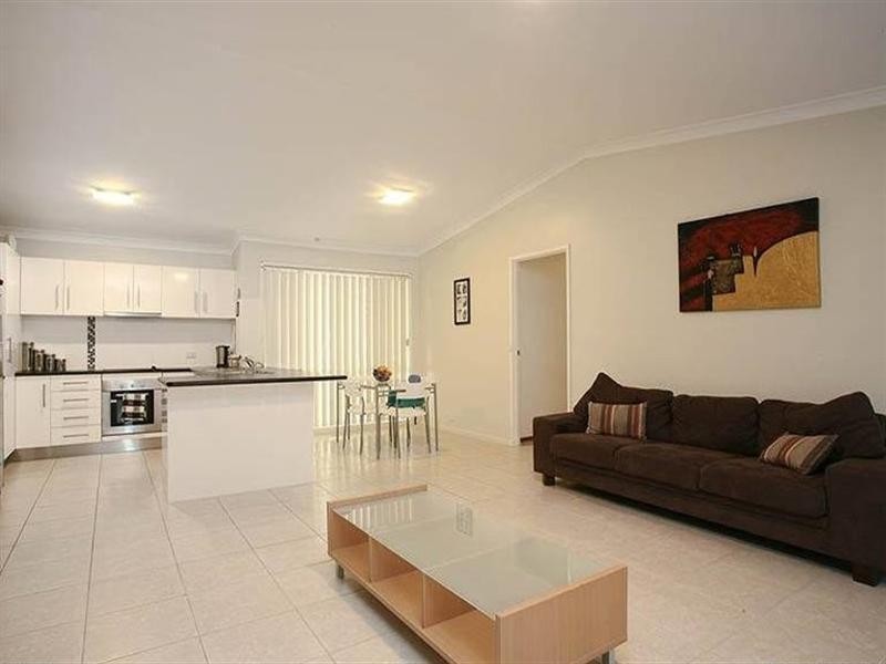 56 Owens Crescent, Regents Park QLD 4118