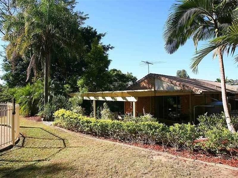 56 Owens Crescent, Regents Park QLD 4118