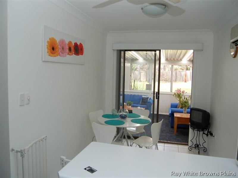 324 Johnson Road, Forestdale QLD 4118