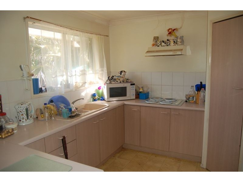 10 Gingko Crescent, Regents Park QLD 4118
