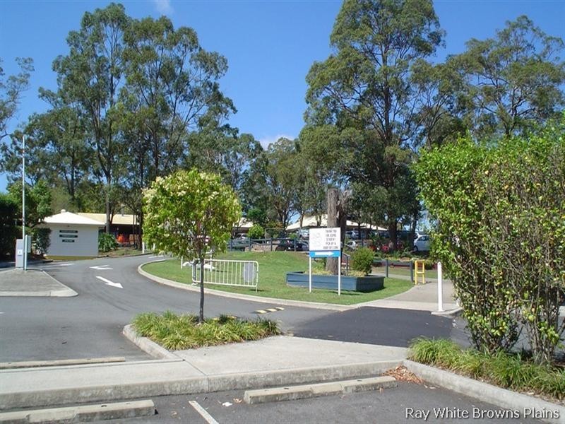 9 Matson Avenue, Regents Park QLD 4118