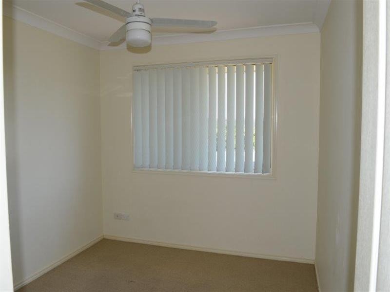7 Pimelia Court, Regents Park QLD 4118