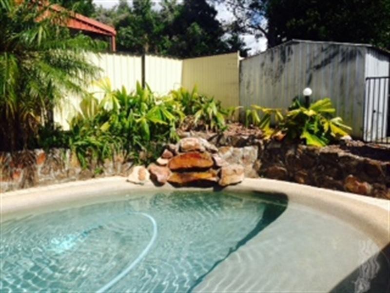 21 Oakdale Street, Browns Plains QLD 4118