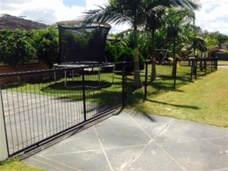 21 Oakdale Street, Browns Plains QLD 4118