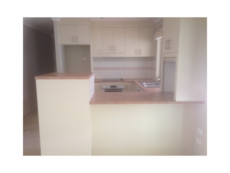 14 Isaac Court, Hillcrest QLD 4118