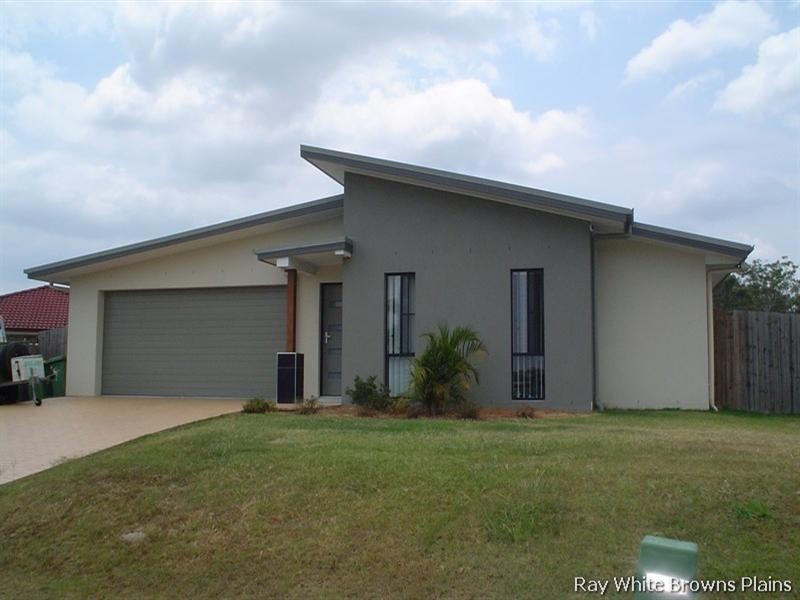 7 Pine Grove Drive, Crestmead QLD 4132