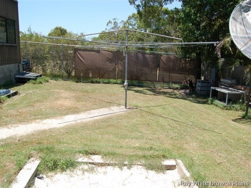 16 Barry Street, Slacks Creek QLD 4127