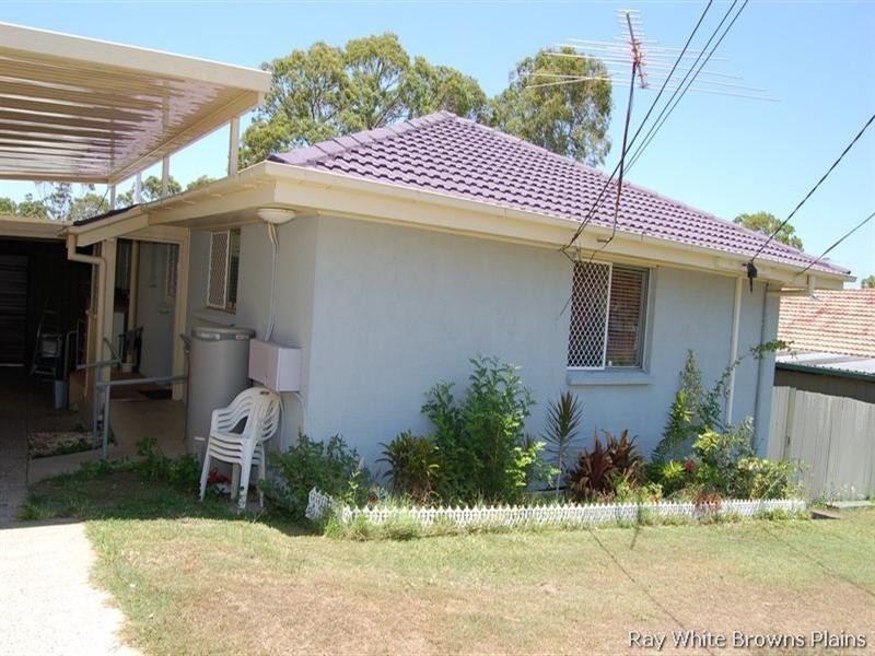 16 Barry Street, Slacks Creek QLD 4127