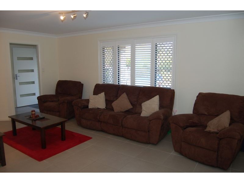 69 Parkroyal Crescent, Regents Park QLD 4118