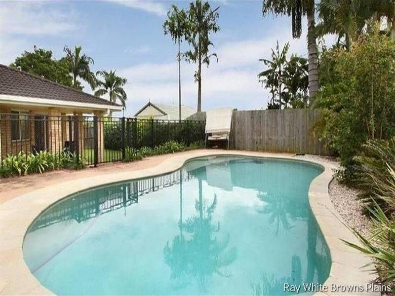 14 Learmonth Court, Hillcrest QLD 4118