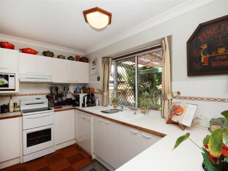 71 Lakeside Crescent, Forest Lake QLD 4078