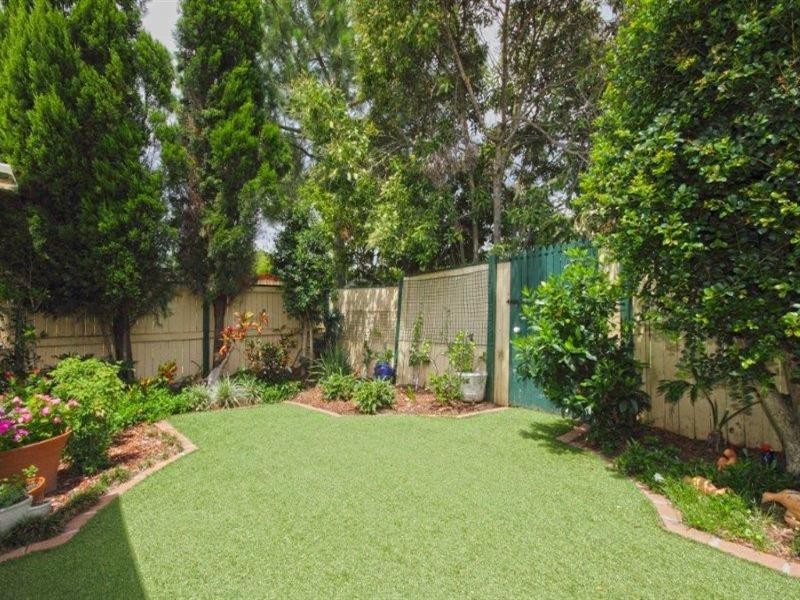 71 Lakeside Crescent, Forest Lake QLD 4078