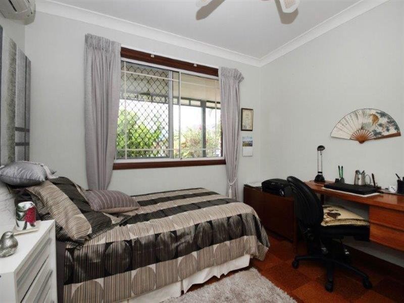 71 Lakeside Crescent, Forest Lake QLD 4078