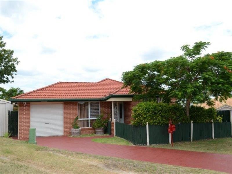 17 Pinnacle Close, Regents Park QLD 4118