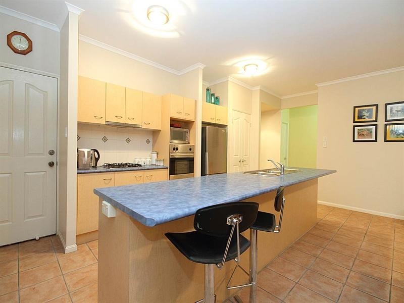 9 Hamilton Close, Forest Lake QLD 4078