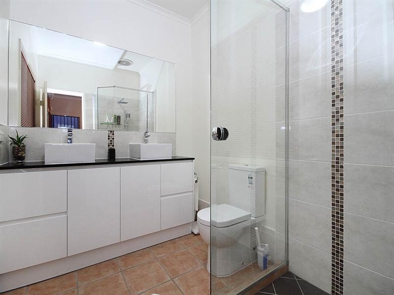 9 Hamilton Close, Forest Lake QLD 4078