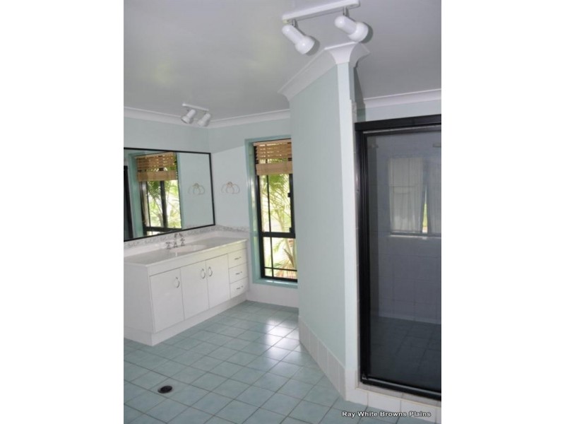 37 Gordonia Drive, Regents Park QLD 4118