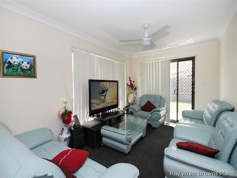 6 Broadway Avenue, Marsden QLD 4132