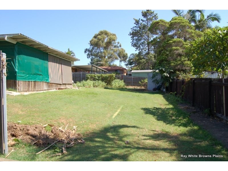 1 Matson Avenue, Regents Park QLD 4118