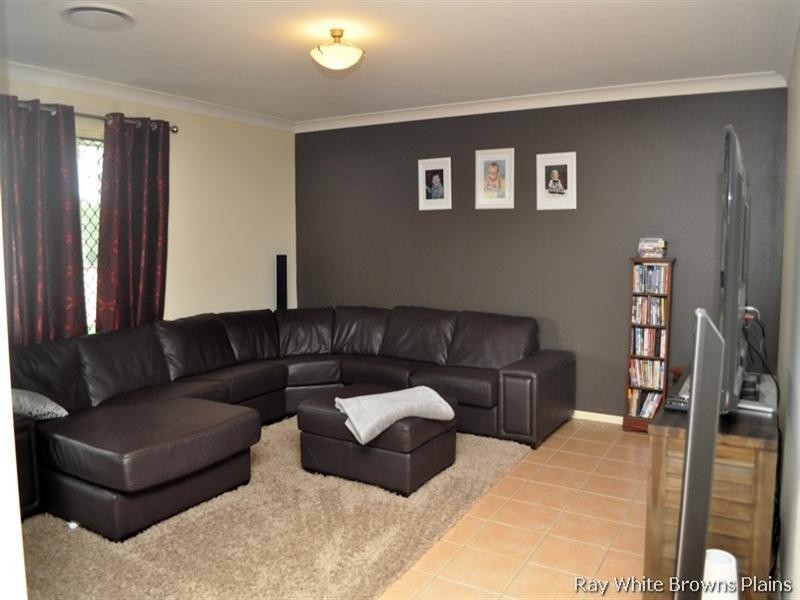 6-8 Laurina Drive, New Beith QLD 4124