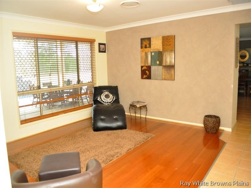 6-8 Laurina Drive, New Beith QLD 4124