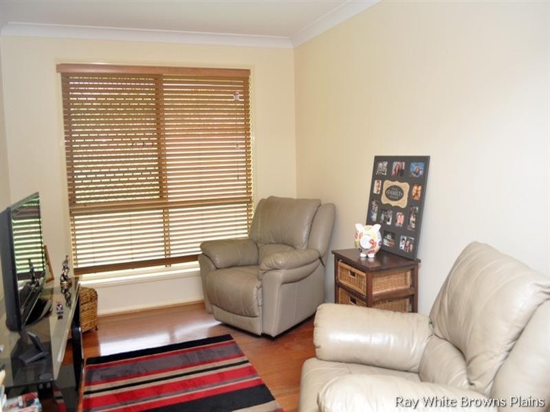 6-8 Laurina Drive, New Beith QLD 4124