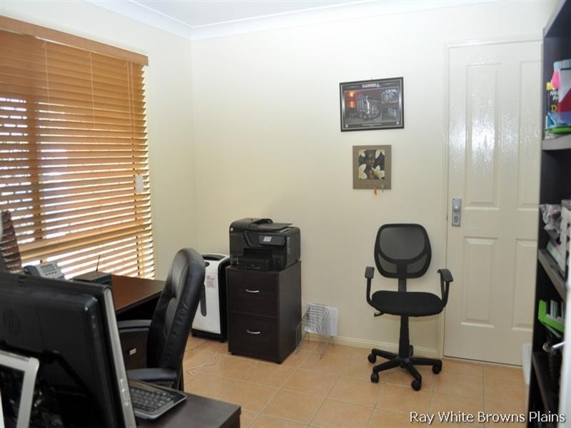 6-8 Laurina Drive, New Beith QLD 4124