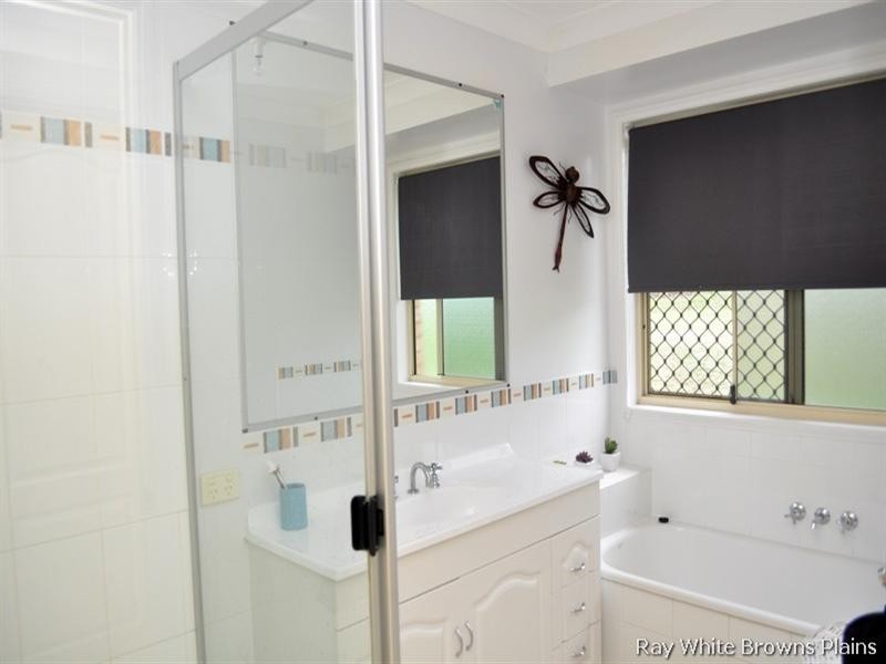 6-8 Laurina Drive, New Beith QLD 4124