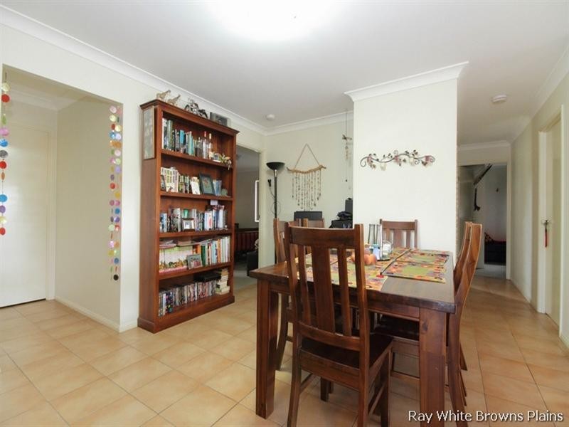 30 Moffatt Road, Waterford West QLD 4133