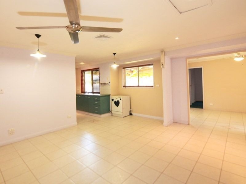 33 Brandon Street, Marsden QLD 4132