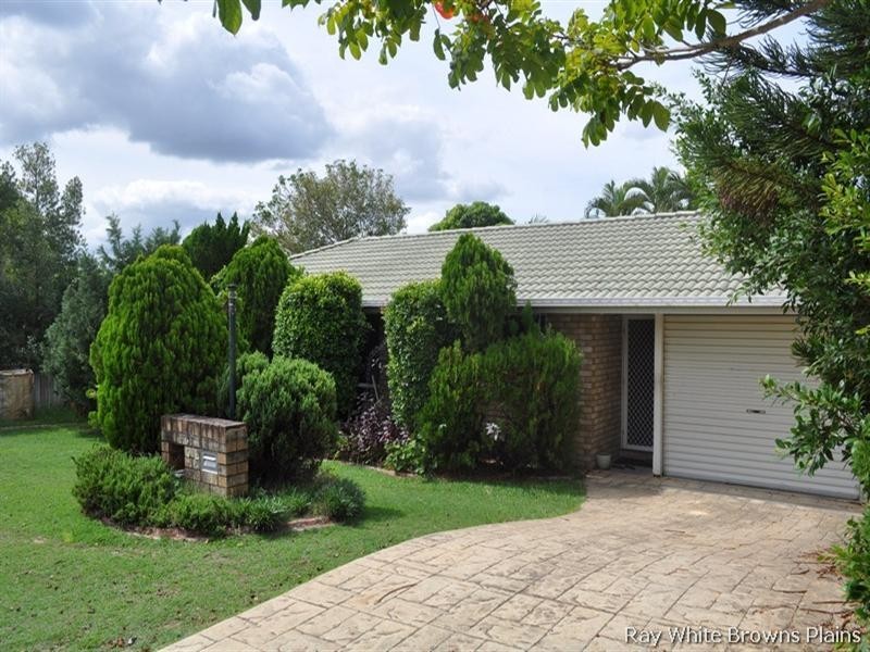 13 Thistle Street, Regents Park QLD 4118