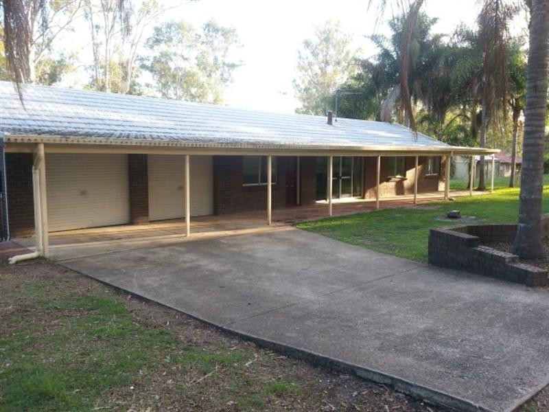 1904 Chambers Flat Road, Munruben QLD 4125