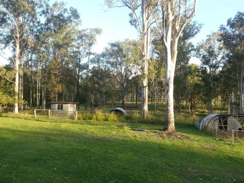 1904 Chambers Flat Road, Munruben QLD 4125