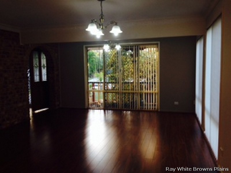 2 Itea Court, Regents Park QLD 4118