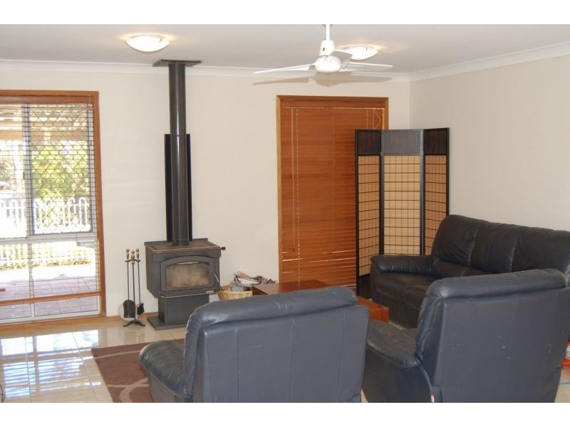 37 Richmond Court, Munruben QLD 4125