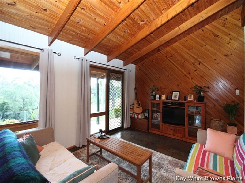 77 Wendt Road, Chambers Flat QLD 4133