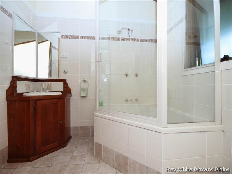 77 Wendt Road, Chambers Flat QLD 4133