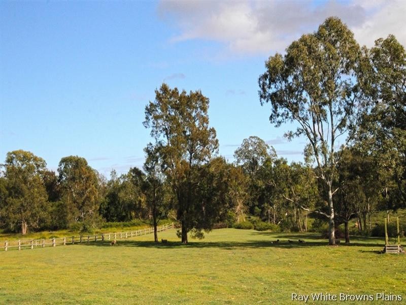 77 Wendt Road, Chambers Flat QLD 4133