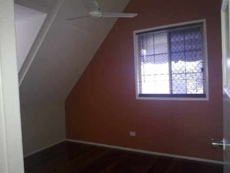 22 WOODVIEW Street, Browns Plains QLD 4118