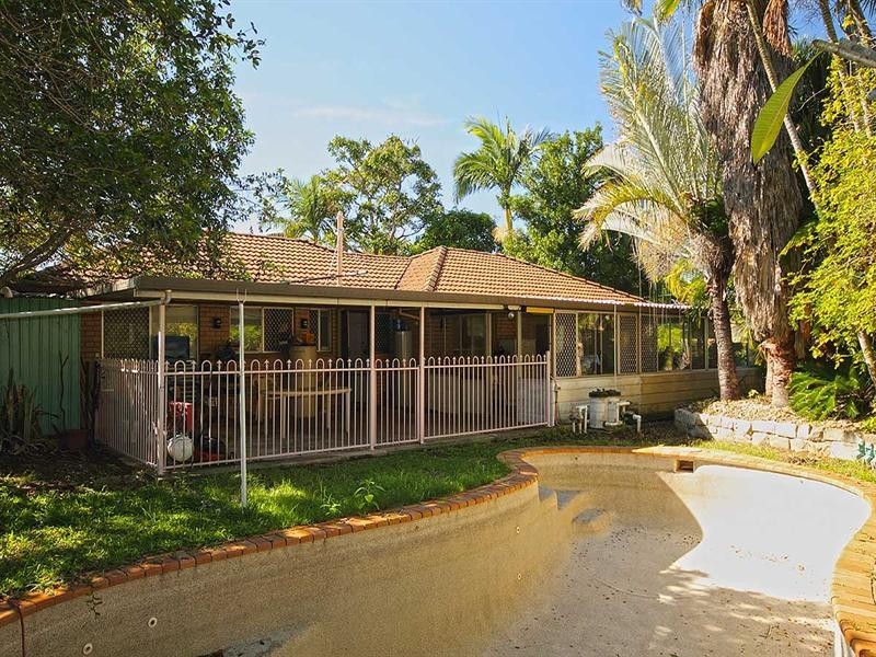 1 Norfolk Street, Hillcrest QLD 4118