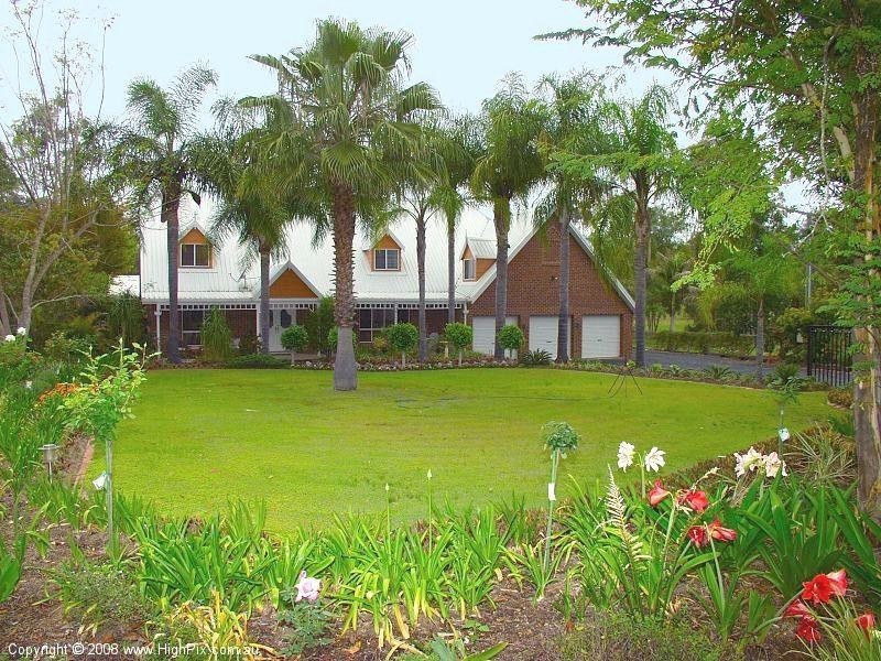 15 Penda Road, Park Ridge South QLD 4125