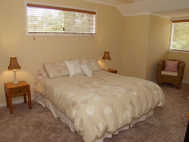 15 Penda Road, Park Ridge South QLD 4125