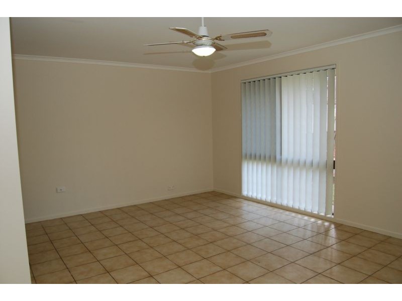 22 Matson Avenue, Regents Park QLD 4118