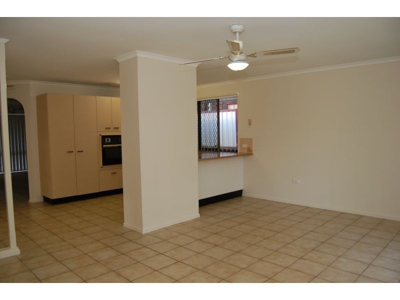 22 Matson Avenue, Regents Park QLD 4118