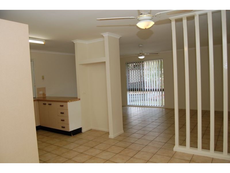 22 Matson Avenue, Regents Park QLD 4118