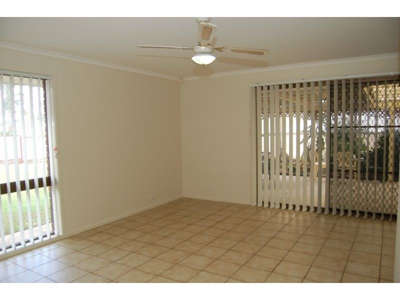 22 Matson Avenue, Regents Park QLD 4118