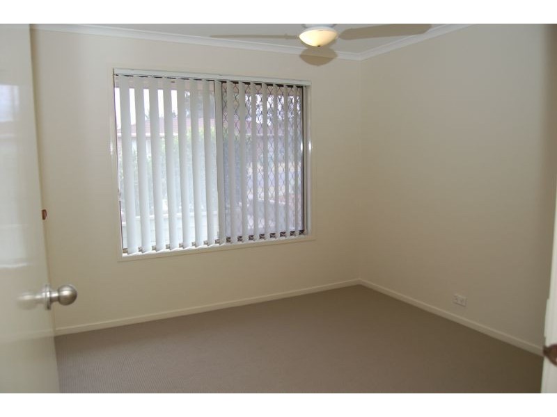 22 Matson Avenue, Regents Park QLD 4118