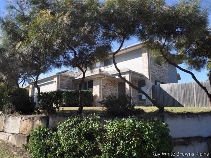 39 Sunrise Crescent, Regents Park QLD 4118