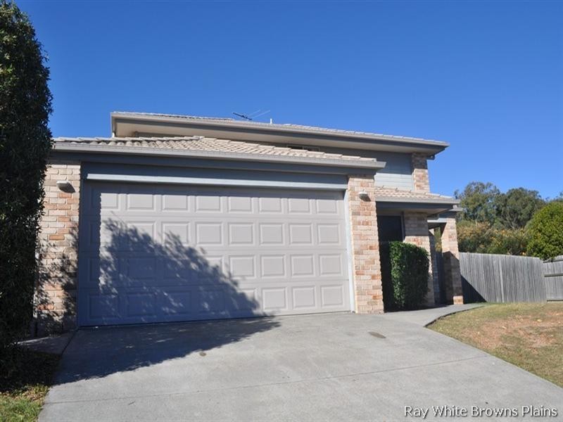 39 Sunrise Crescent, Regents Park QLD 4118